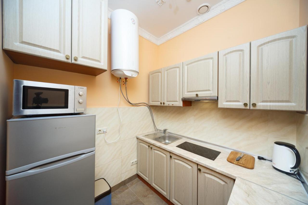Hostel Suputnyk Лвив Екстериор снимка